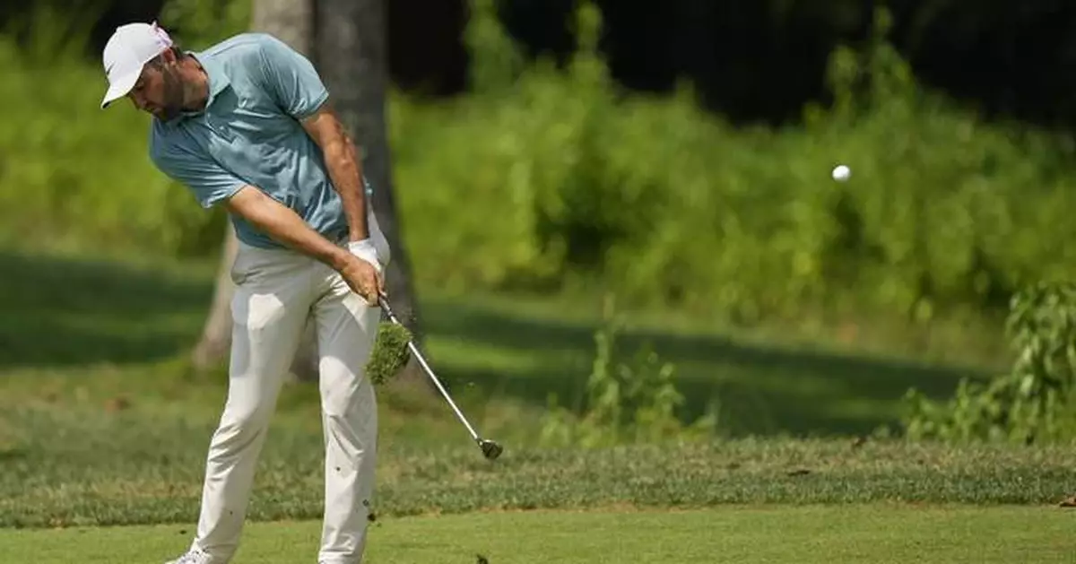 Scottie Scheffler rallies from 4 shots down and wins BMW Championship for 5th victory of the year