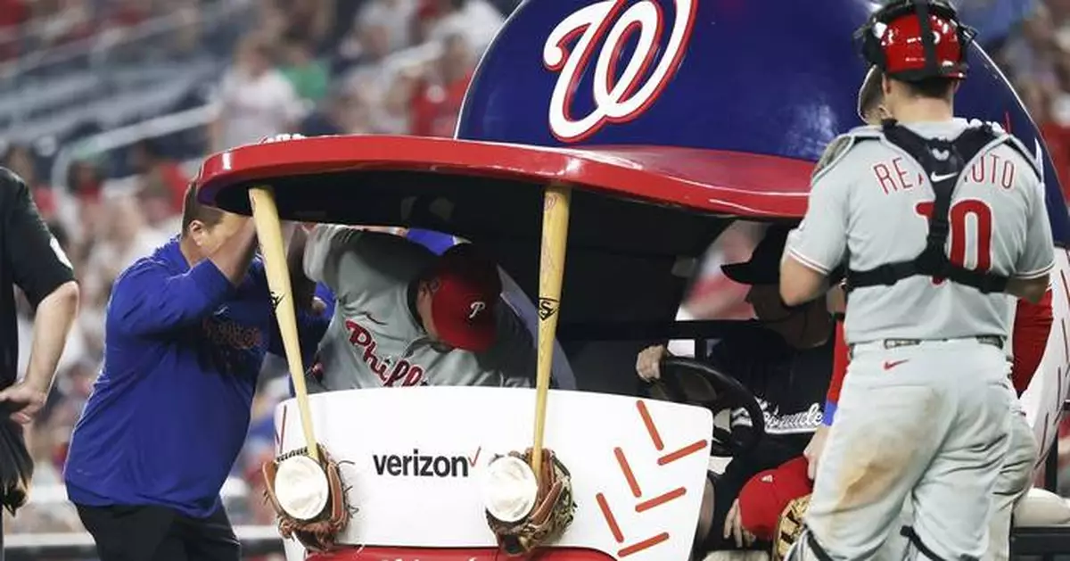 Phillies closer Jhoan Duran takes comebacker off his right ankle. Team says X-rays negative