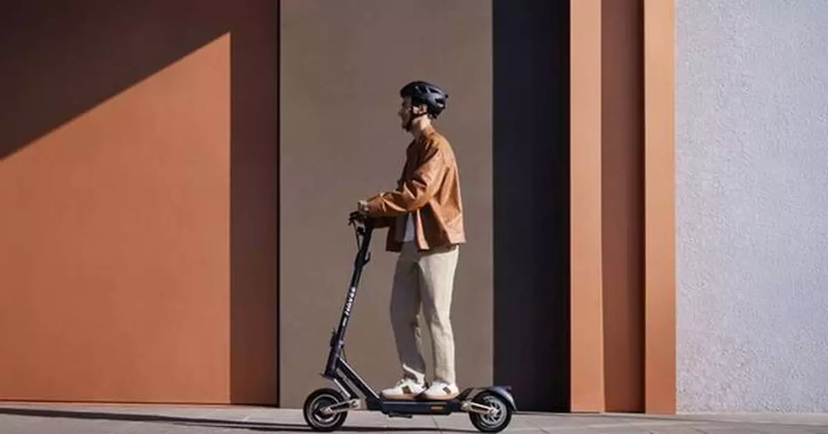 NAVEE ST3 Pro Electric Scooter Wins Prestigious 2025 Innovation Award for Best Electric Scooter
