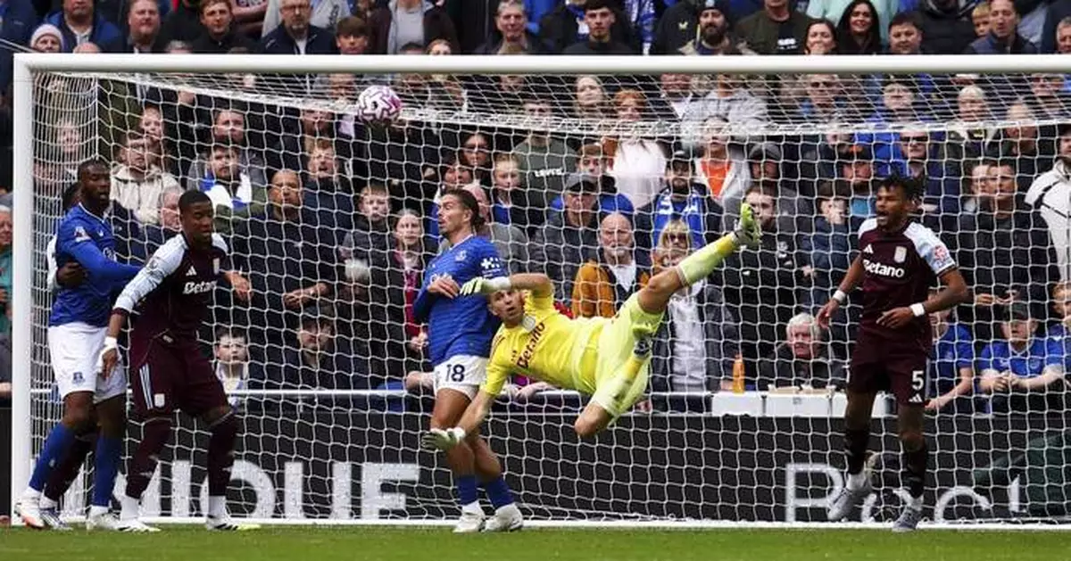 Emery hails 'fantastic' Martinez comeback for Villa after failed move to Man United