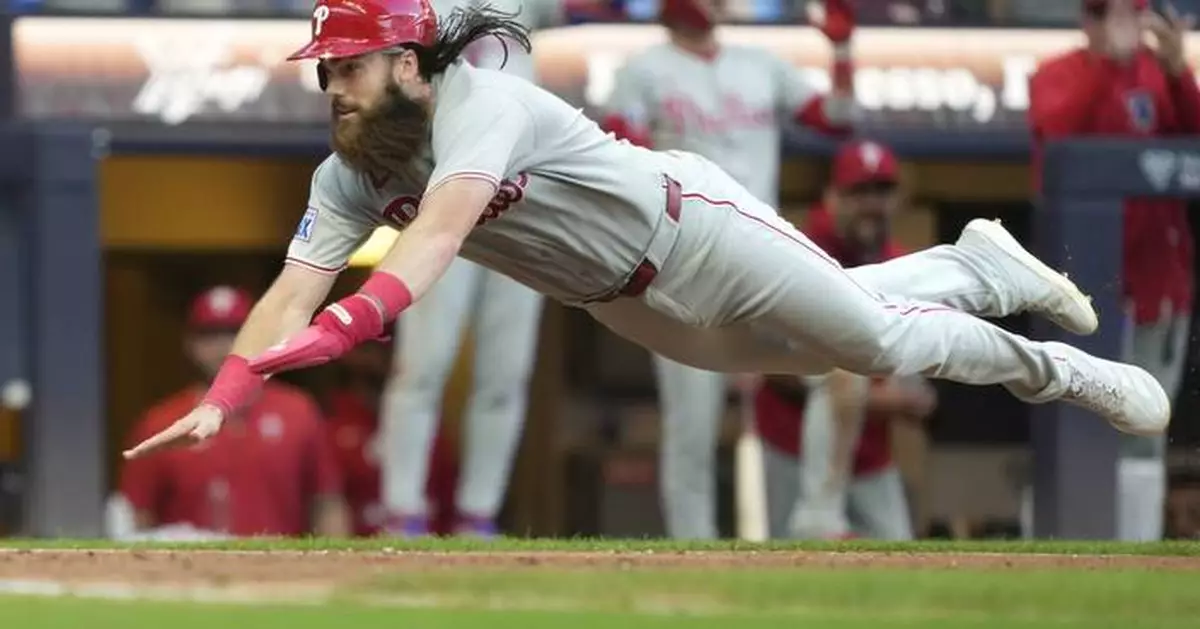 Phillies rally for 10-8 victory in Milwaukee as Brewers manager Pat Murphy gets ejected