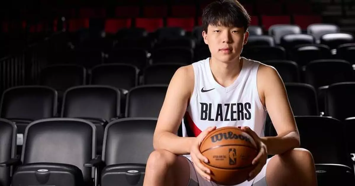 Expectations are great for Trail Blazers rookie Yang Hansen in Portland and back home