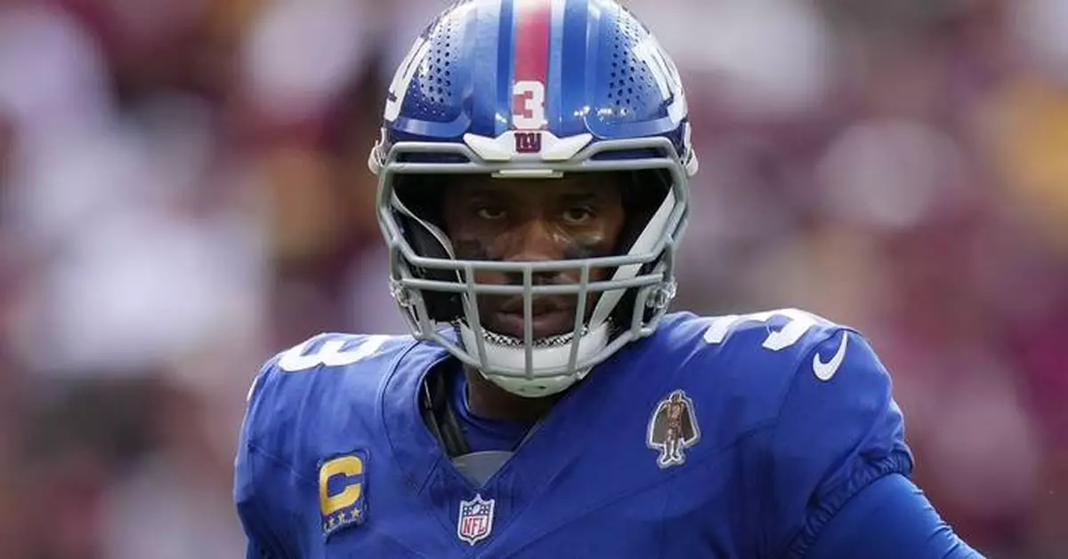 Russell Wilson will remain the Giants' starting QB going into Week 2