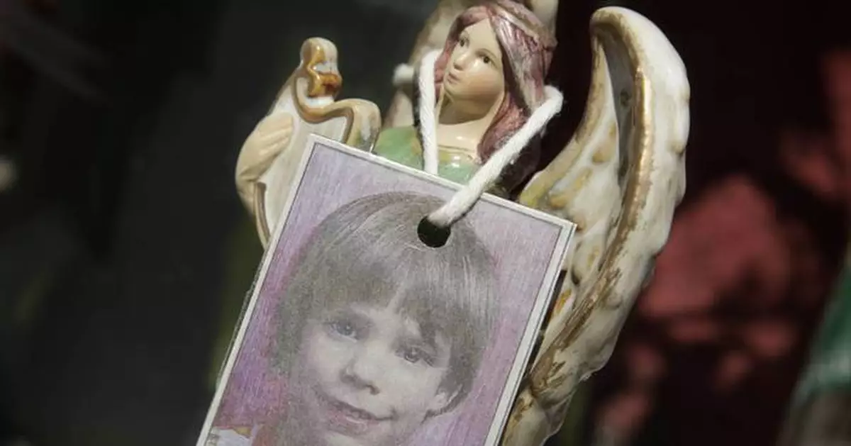 Prosecutors say they'll ask US Supreme Court to restore conviction in Etan Patz missing child case