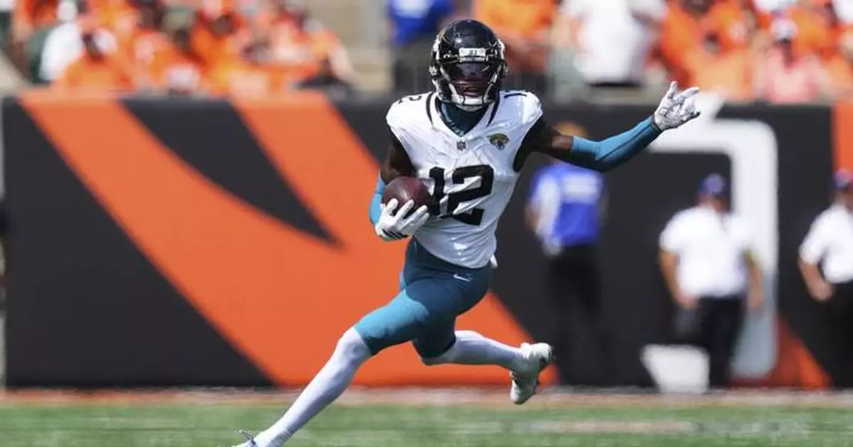 Jaguars rookie Travis Hunter sees more snaps on defense and commits key penalty in loss to Bengals