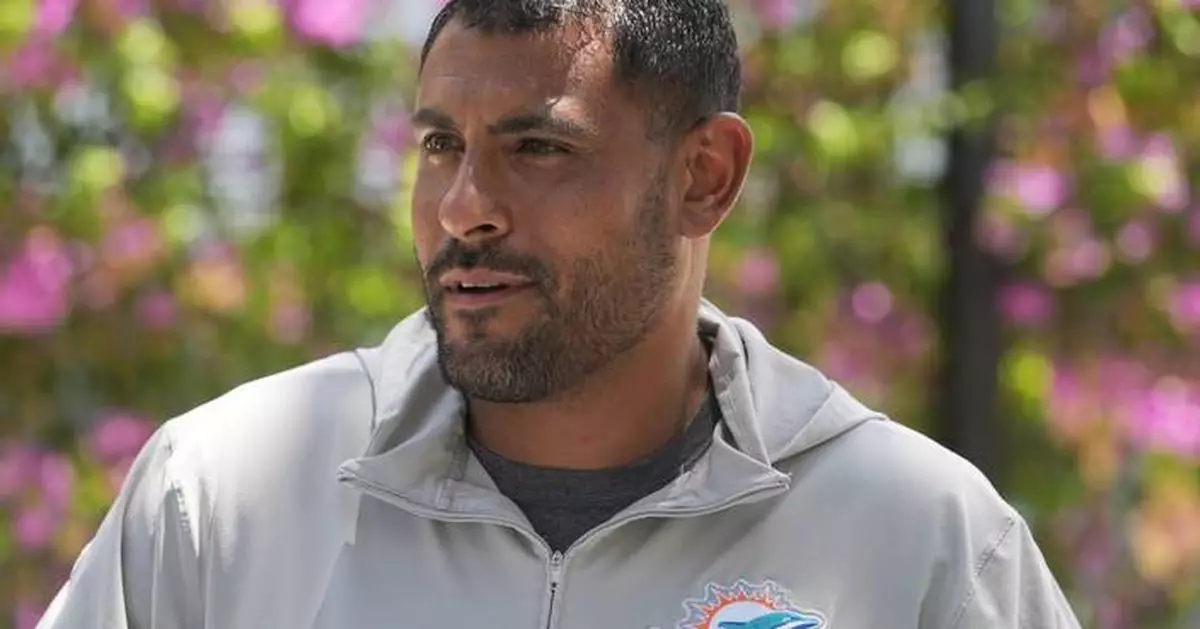Dolphins assistant Sean Ryan to lead Miami's outside linebackers with Ryan Crow on indefinite leave