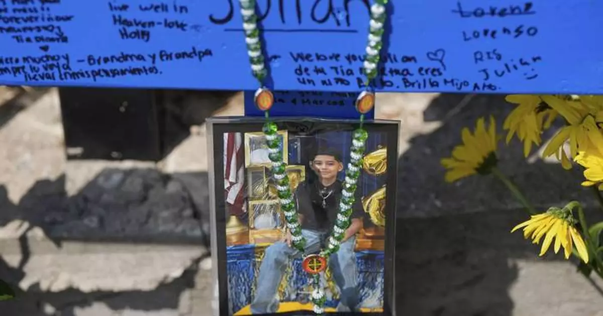 Houston man charged with murder in shooting of 11-year-old boy after door knocking prank