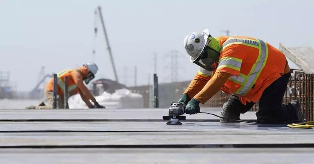 Trump administration wants to hand out $2.4 billion it took from California's high-speed railroad