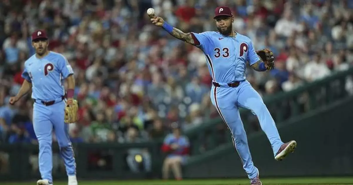 Phillies' Edmundo Sosa hits injured list with groin strain, Rafael Lantigua called up