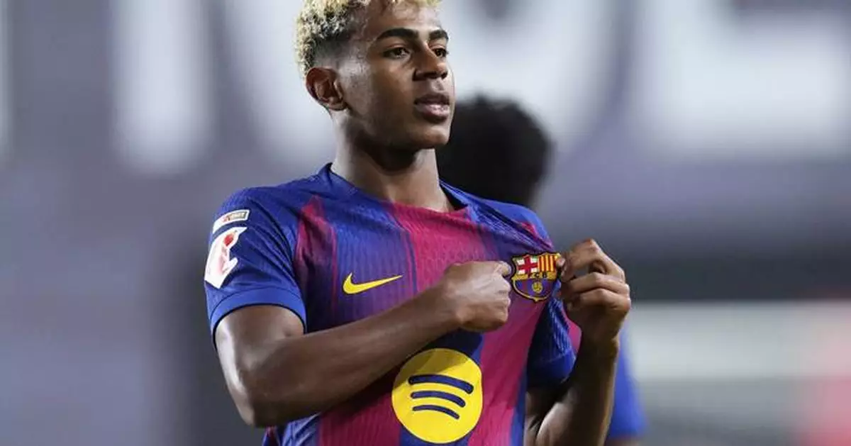 Yamal scores from penalty spot but Barcelona needs goalkeeper Joan García to leave Rayo with a point