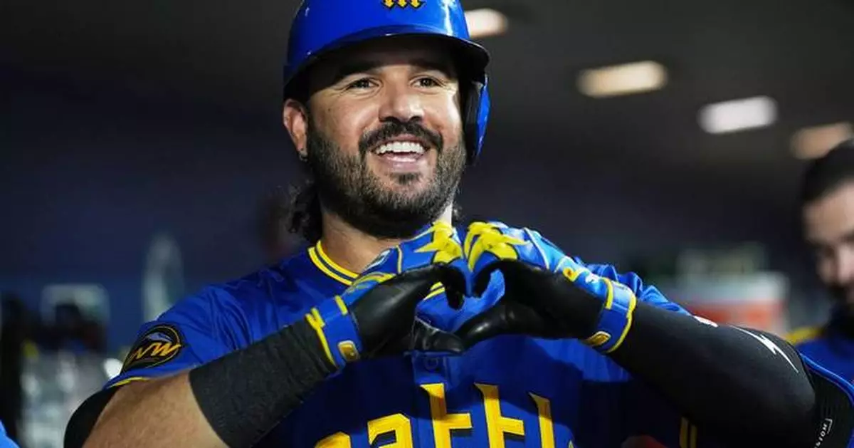 Suárez's 49th homer ties career high, leads Mariners over Rockies 6-2 for 17th win in 18 games