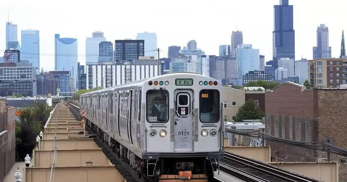 US appeals court reverses lower court, approves Illinois ban on carrying firearms on public transit