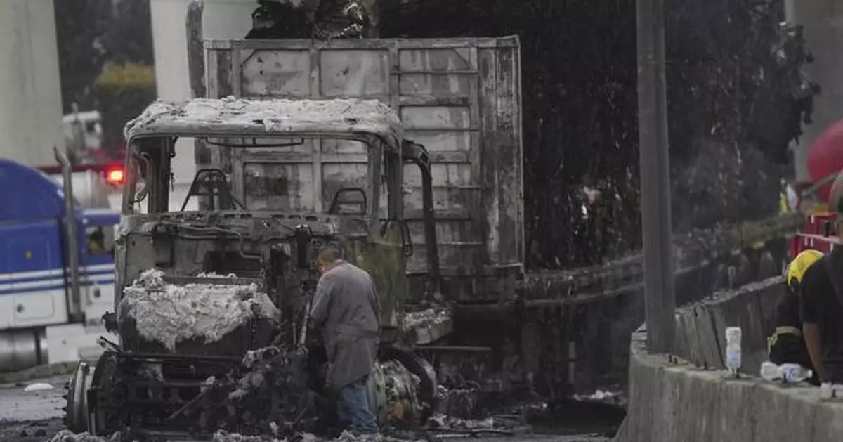 Massive gas tanker explosion in Mexico City kills 3 people and injures 70 others