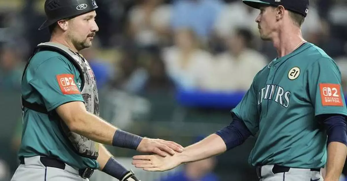 Raleigh and Canzone's home run spree powers Mariners to 10th straight win