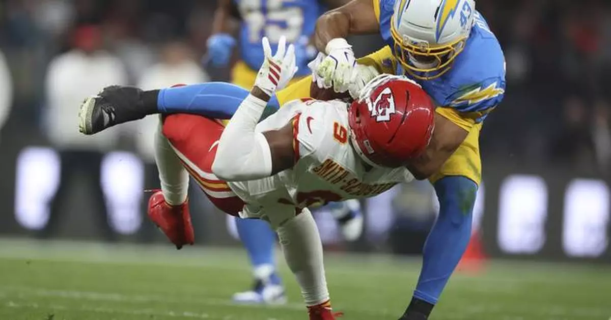 Herbert outduels Mahomes to help the Chargers beat the Chiefs 27-21 in Brazil