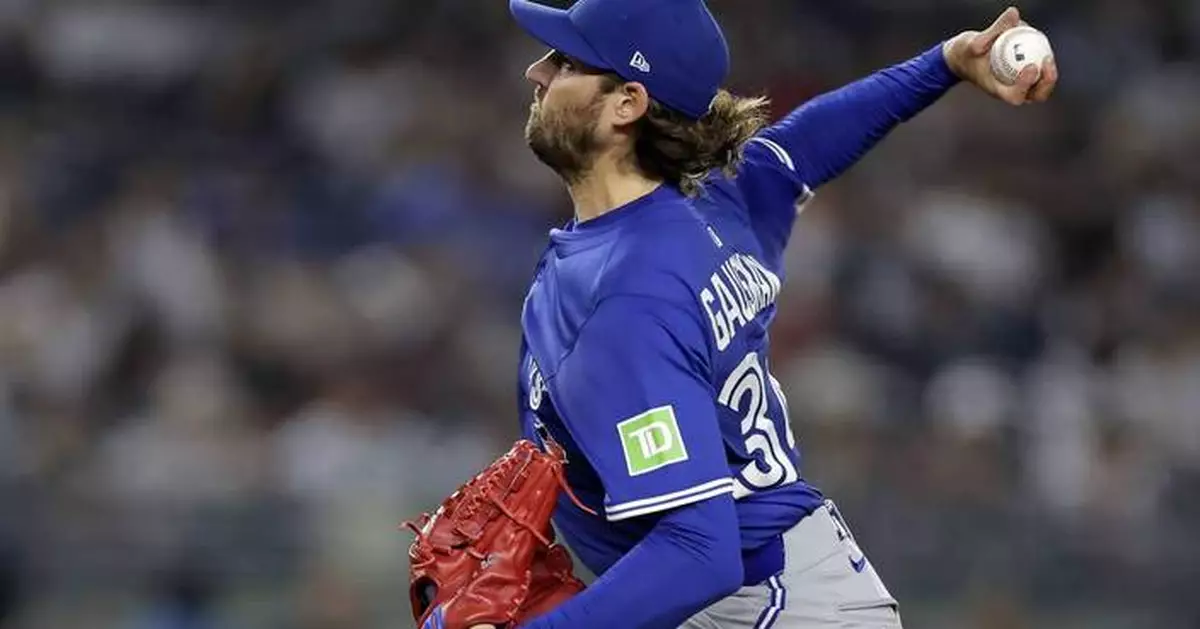 Gausman pitches Blue Jays to 7-1 win over Yankees for 4-game lead in AL East