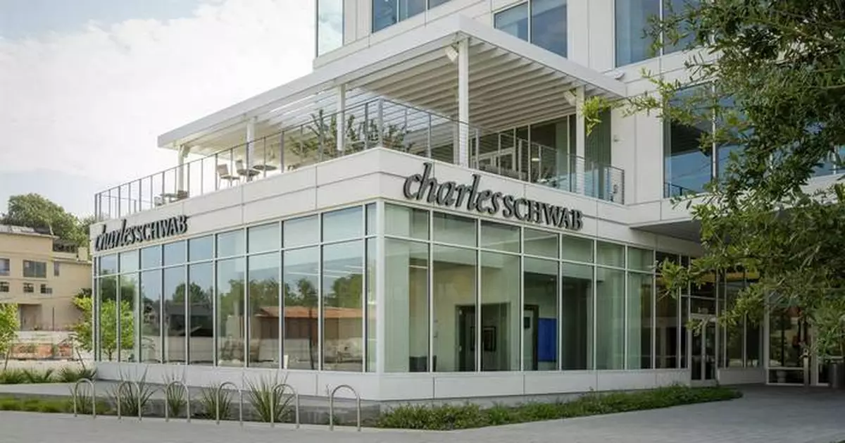 Charles Schwab Announces Branch Network Expansion and the Addition of 400 Branch-Related Roles to Meet Increasing Client Needs and Fuel Further Growth