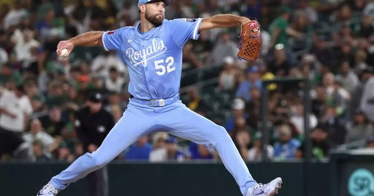Wacha throws 6 shutout innings for his 10th win as Royals top Athletics 4-2