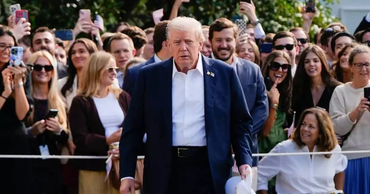 Congressional leaders leave White House meeting without deal to avoid government shutdown