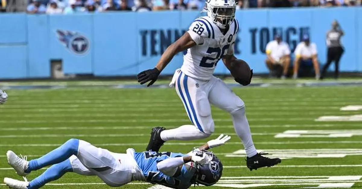 Jonathan Taylor's 3 TDs keeps Colts undefeated with 41-20 thumping of winless Titans