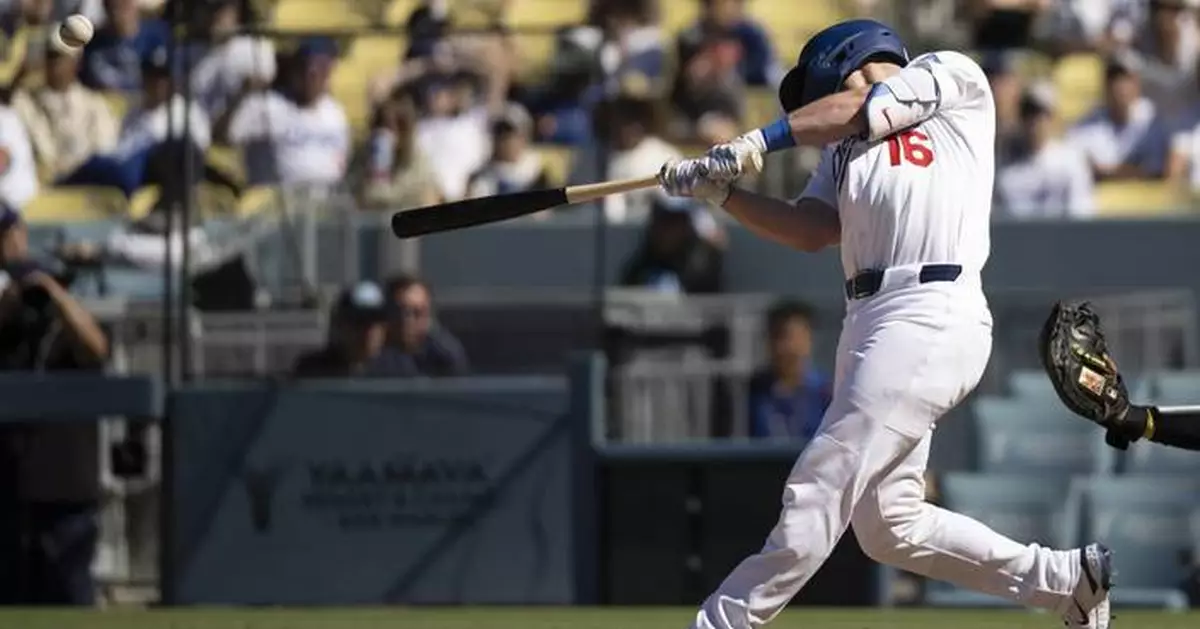 Dodgers put All-Star catcher Will Smith on 10-day injured list with bruised right hand