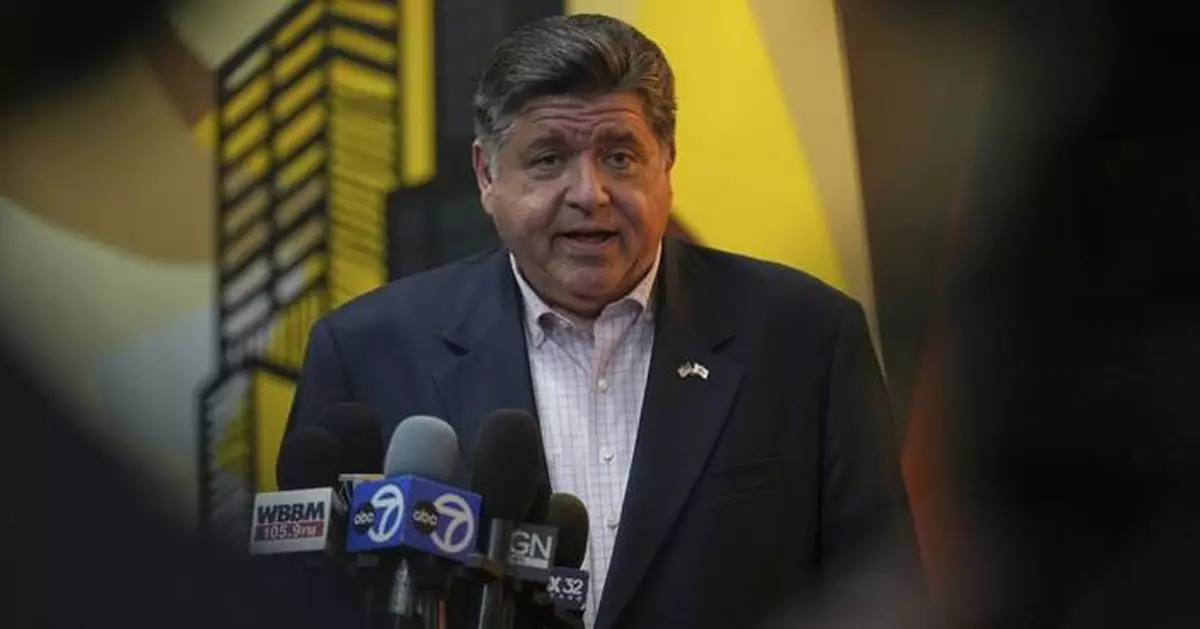 Trump's promised immigration crackdown in Chicago could last about six weeks, suburban official says