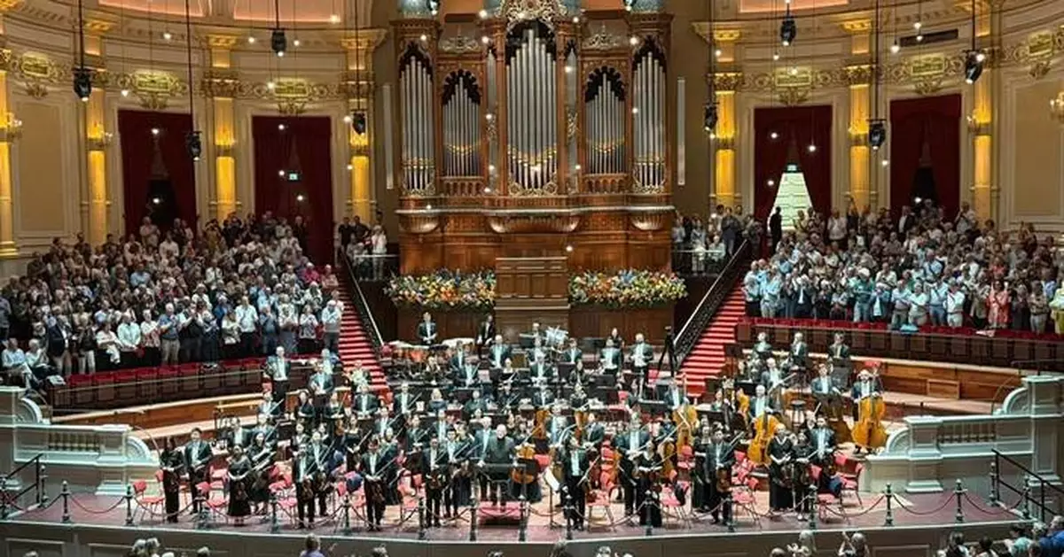 Hong Kong Philharmonic Orchestra Makes Debut at Amsterdam's Het Concertgebouw, Launching European Tour 2025/26.