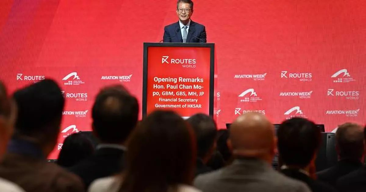 Paul Chan Welcomes Global Aviation Leaders at Routes World 2025 in Hong Kong