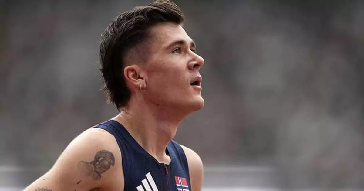 Ingebrigtsen, a key character in 1,500-meter drama, drops out early at world championships