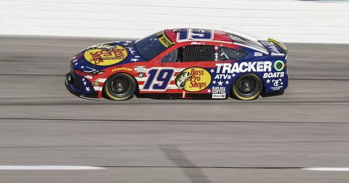 Briscoe wins 2nd straight Southern 500 to advance to 2nd round of NASCAR playoffs