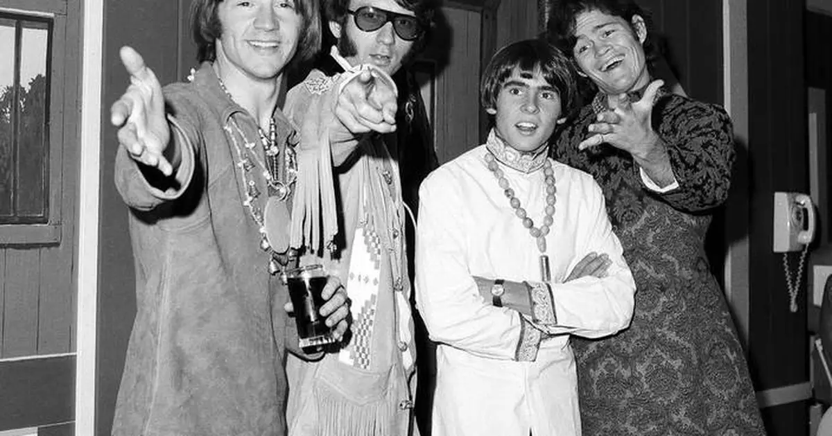 Bobby Hart, co-wrote 'Last Train to Clarksville' and other hits for the Monkees, dead at 86