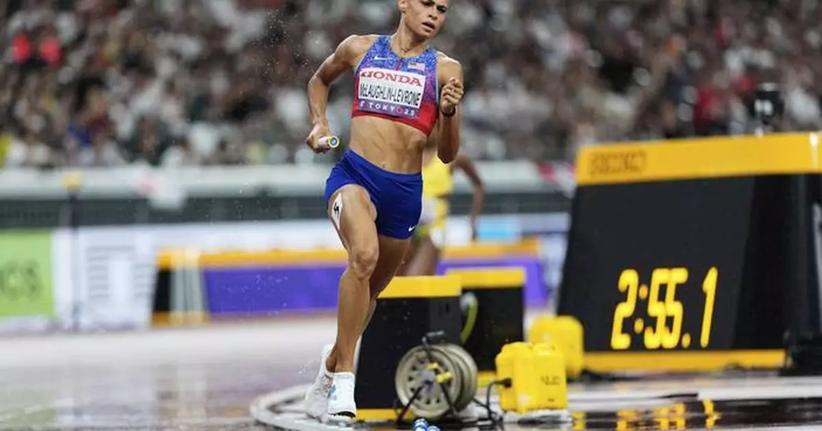 Relays in the rain! Sha'Carri, Sydney, Noah anchor wins on a big closing day for Americans at worlds