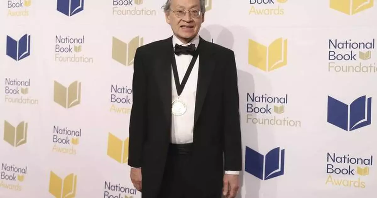 Arthur Sze is appointed US poet laureate as the Library of Congress faces challenges