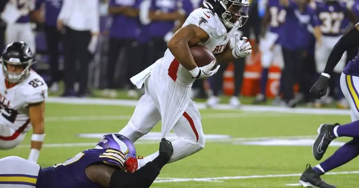 Falcons trample J.J. McCarthy and the Vikings 22-6 behind Bijan Robinson's running, dominant defense