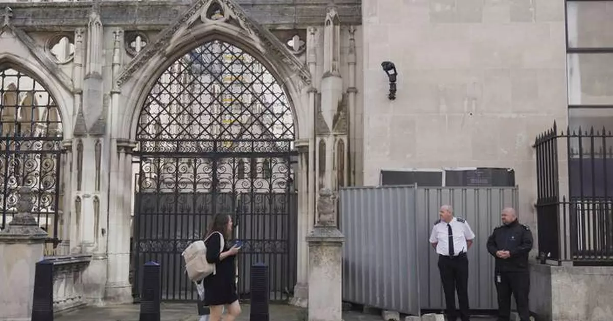 New Banksy mural of a judge beating a protester to be removed from outside London court