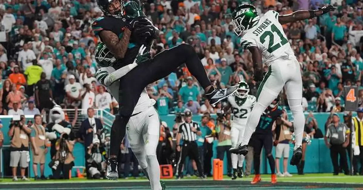 Darren Waller has 2 TDs, Dolphins beat Jets 27-21 but lose Tyreek Hill to serious leg injury