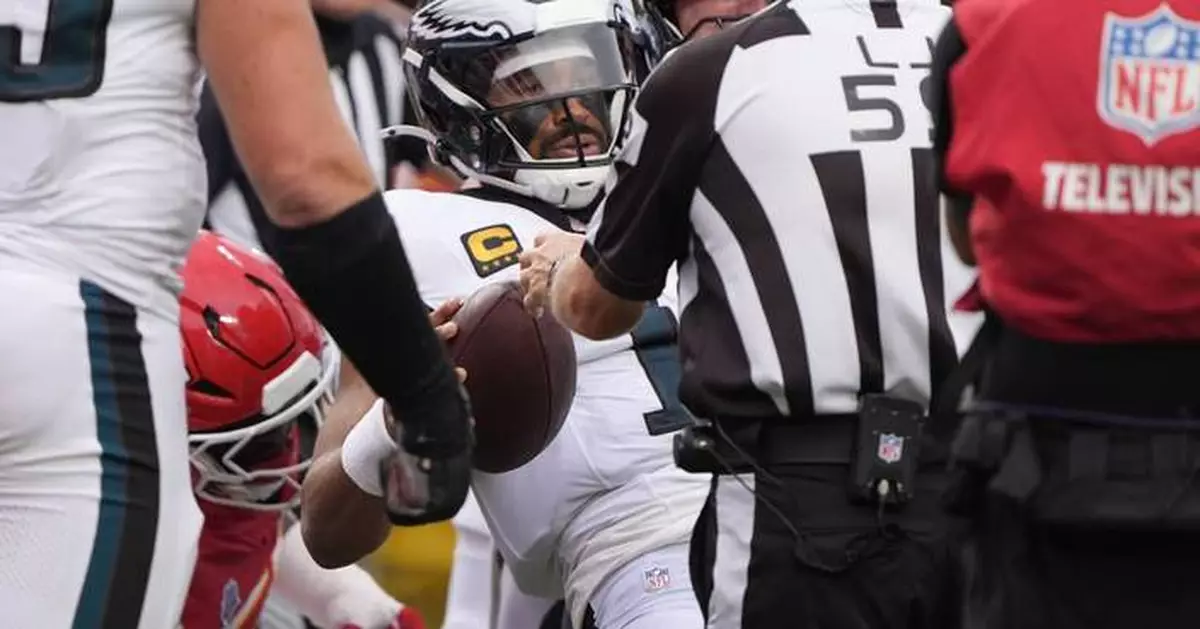 Problems officiating the tush push could be the new argument to support banning it