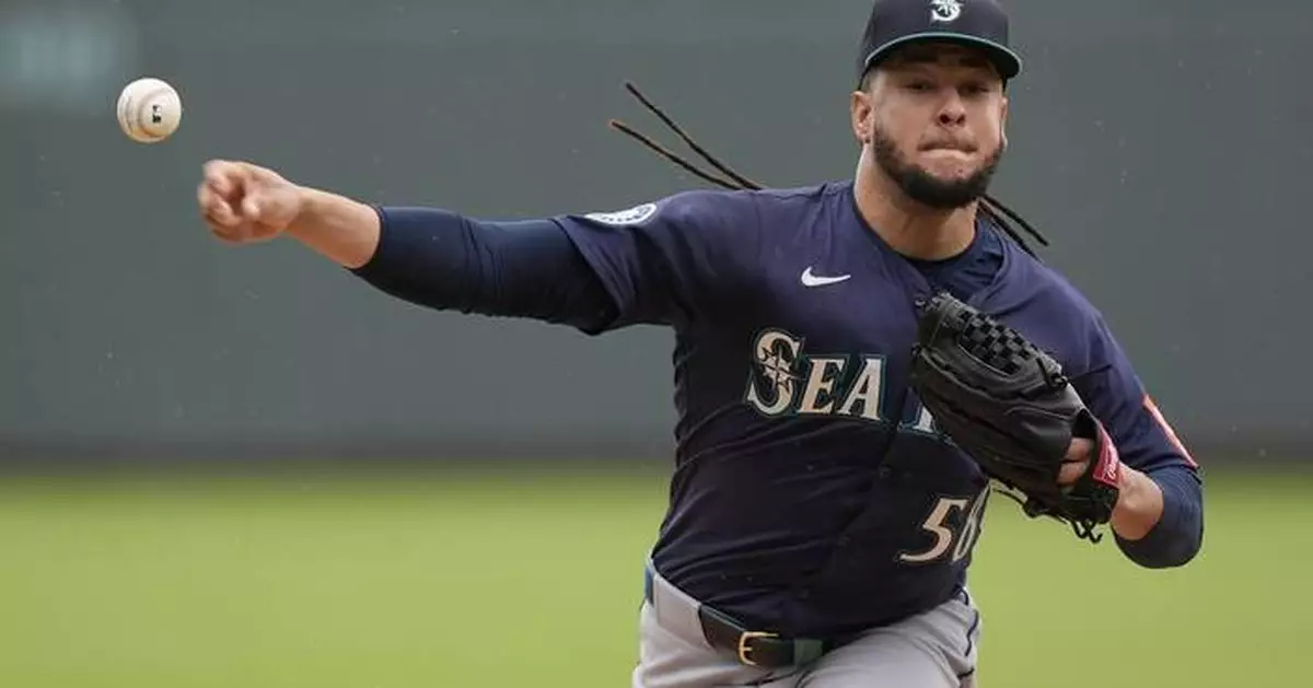 Mariners' rare challenge helps secure 2-0 win over Royals, tie Astros for first place in AL West