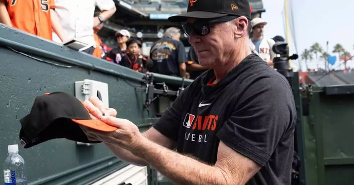 Giants fire veteran manager Bob Melvin after two years as Buster Posey seeks 'different voice'