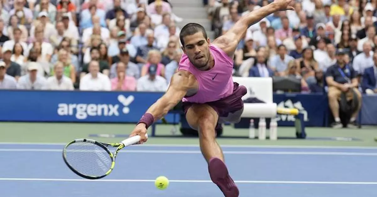 Alcaraz defeats Djokovic to reach the men's finals and other US Open match highlights in photos
