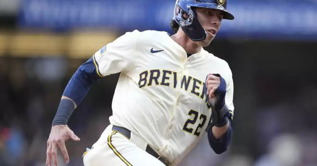 Brewers, Yelich scratched with back issue before Phillies game, not expected out long
