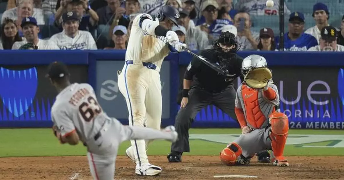 Ohtani hits 53rd homer to tie for NL lead as Dodgers top Giants 7-5