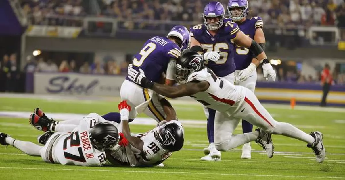 J.J. McCarthy's rough home debut: What went wrong for the Vikings?
