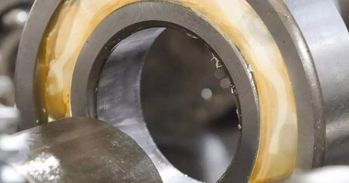 Lubrizol Introduces HybriCal™ Lithium-Free Grease Thickener Technology for a Changing Market