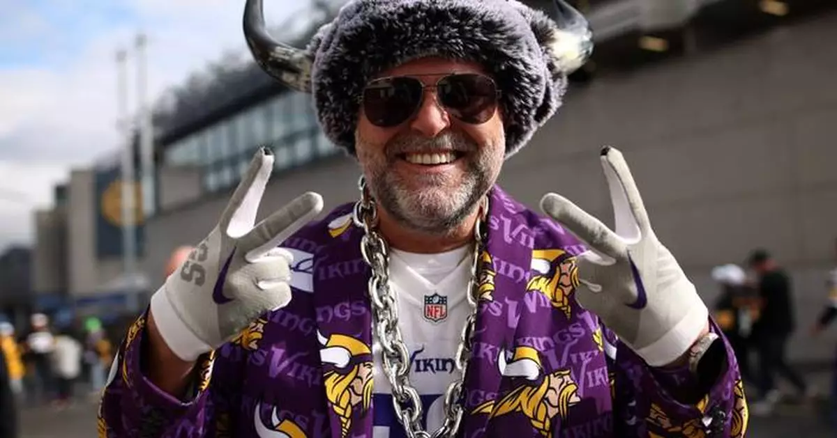 What's the craic? Steelers and Vikings fans set for Dublin game