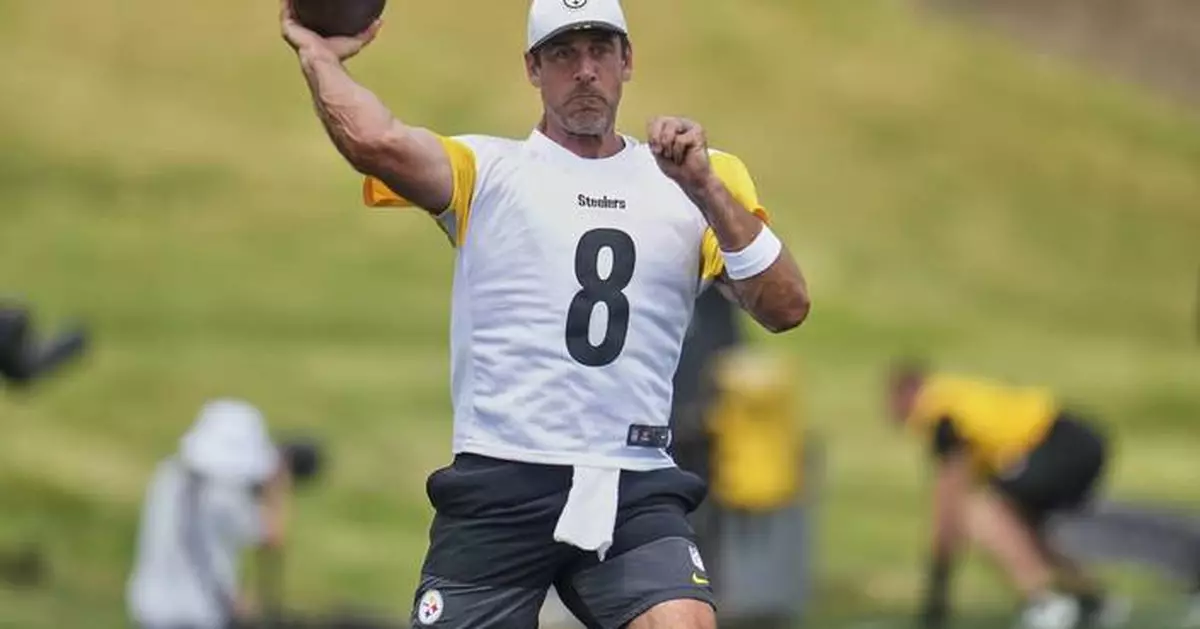 Aaron Rodgers faces former team as Steelers take on Jets in season opener