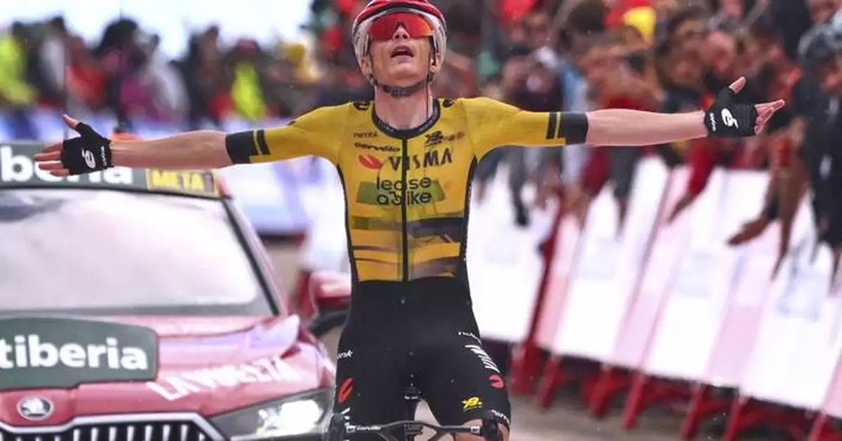 Danish rider Vingegaard goes up where skiers go down to win the Spanish Vuelta's 9th stage