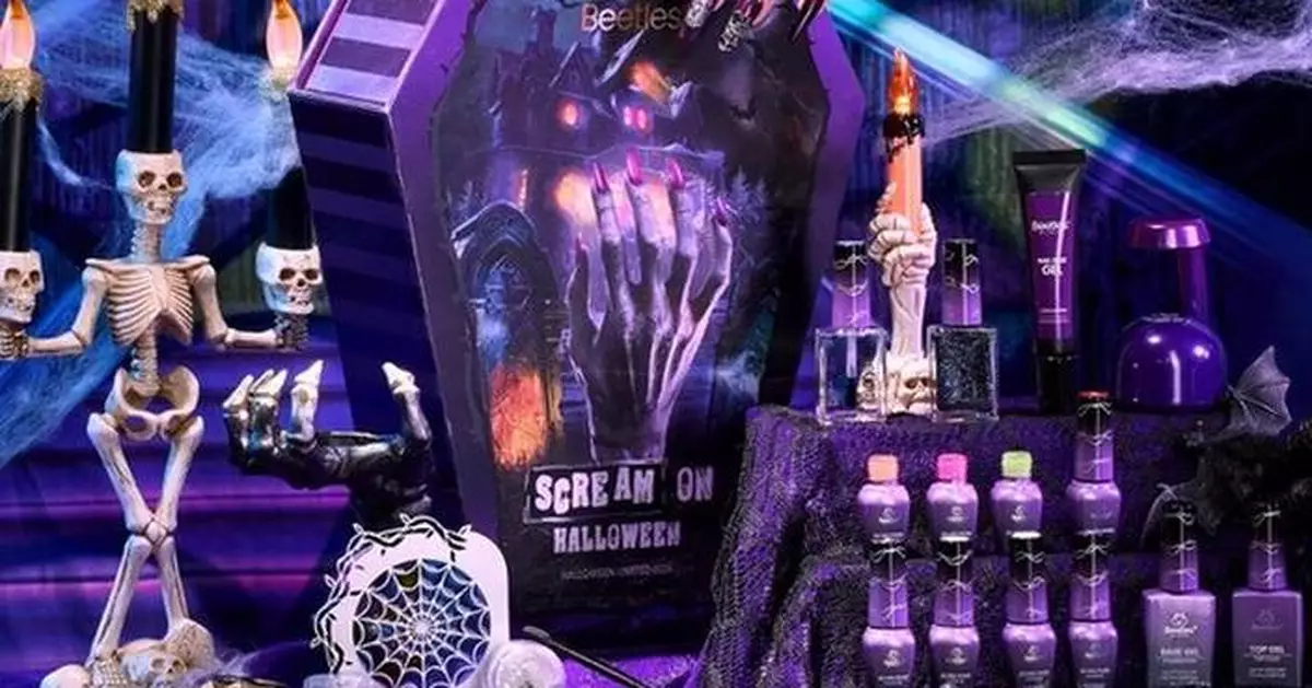 Beetles Gel Polish's Limited-Edition Halloween Gift Box "Scream on Halloween" Makes Its Spooky Debut