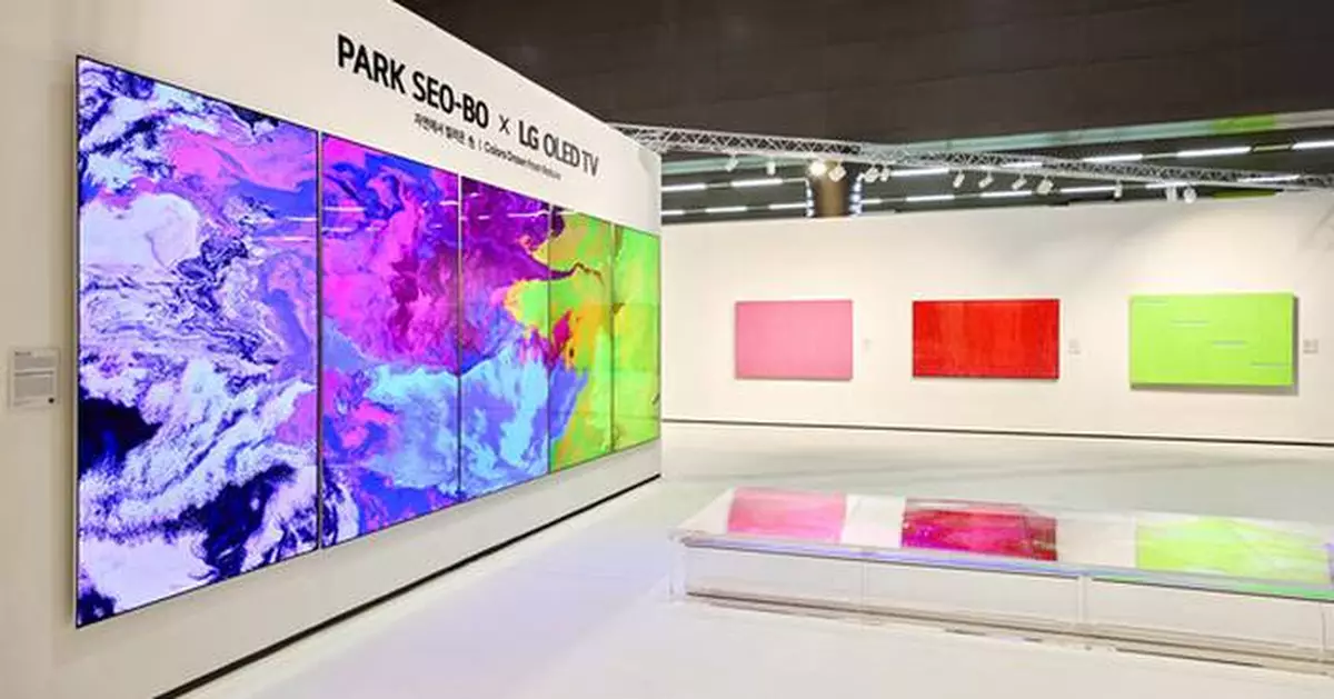 LG OLED TV BRINGS PARK SEO-BO'S NATURE-INSPIRED COLORS TO LIFE AT FRIEZE SEOUL 2025