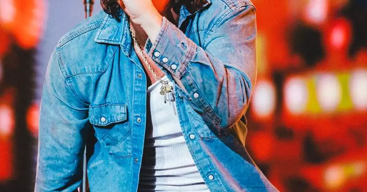 Six International Bands Debut at Chinese Mainland Music Festival, Top Chinese Acts Take the Spotlight — Aranya·Xiami Music &amp; Arts Festival Delivers a World-Class Music Experience